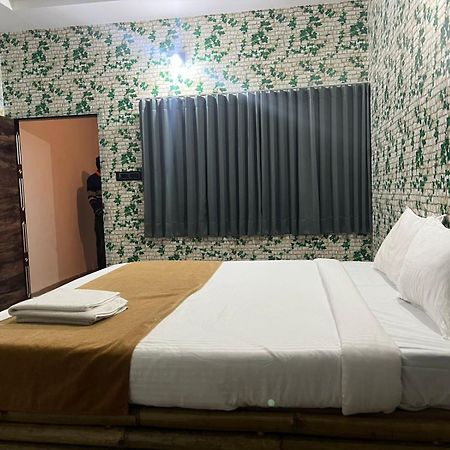 Modhera Sunrise Resort - Tents Bhungas Jungle Restaurants & Candlelight Dining Kalri 外观 照片