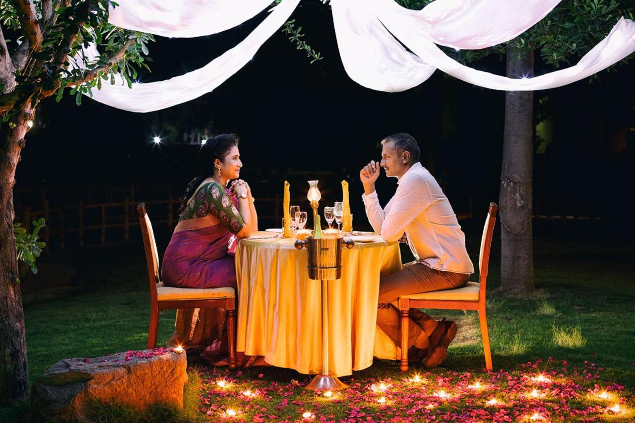 Modhera Sunrise Resort - Tents Bhungas Jungle Restaurants & Candlelight Dining Kalri 外观 照片