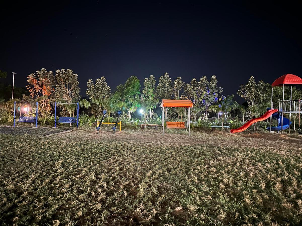 Modhera Sunrise Resort - Tents Bhungas Jungle Restaurants & Candlelight Dining Kalri 外观 照片